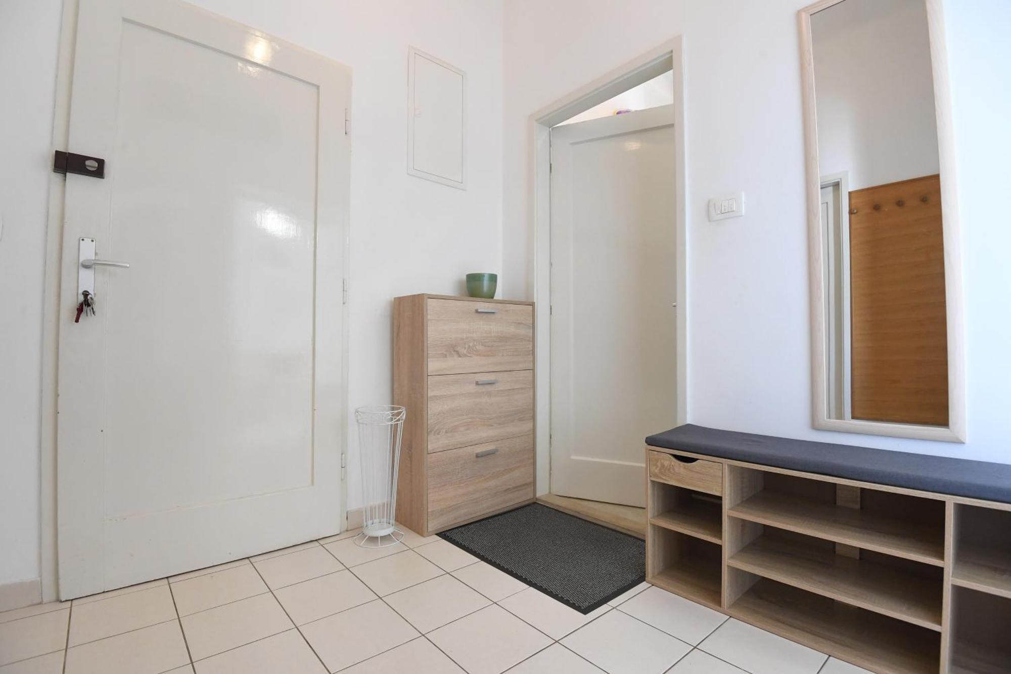 Apartment Porin Zara Esterno foto